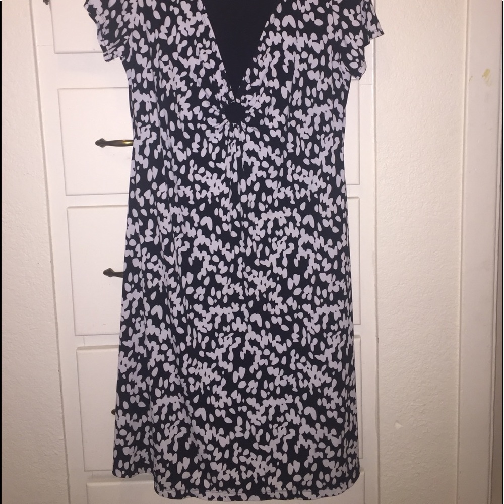 Dress - Picture 4 of 4
